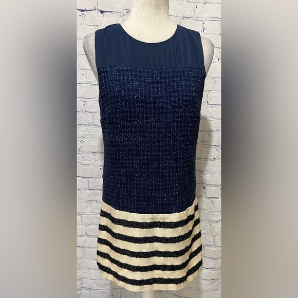 Boston Proper Dresses & Skirts - Boston Proper Preppy Shift Dress in Blue Tweed and Stripes Size 8